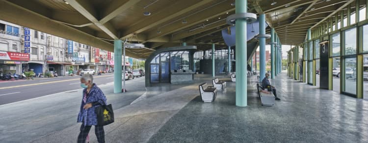 宜蘭バスターミナル