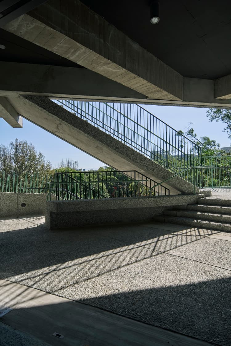 国立清華大学文学館