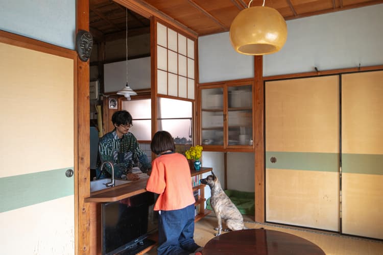 雪見障子のキッチン